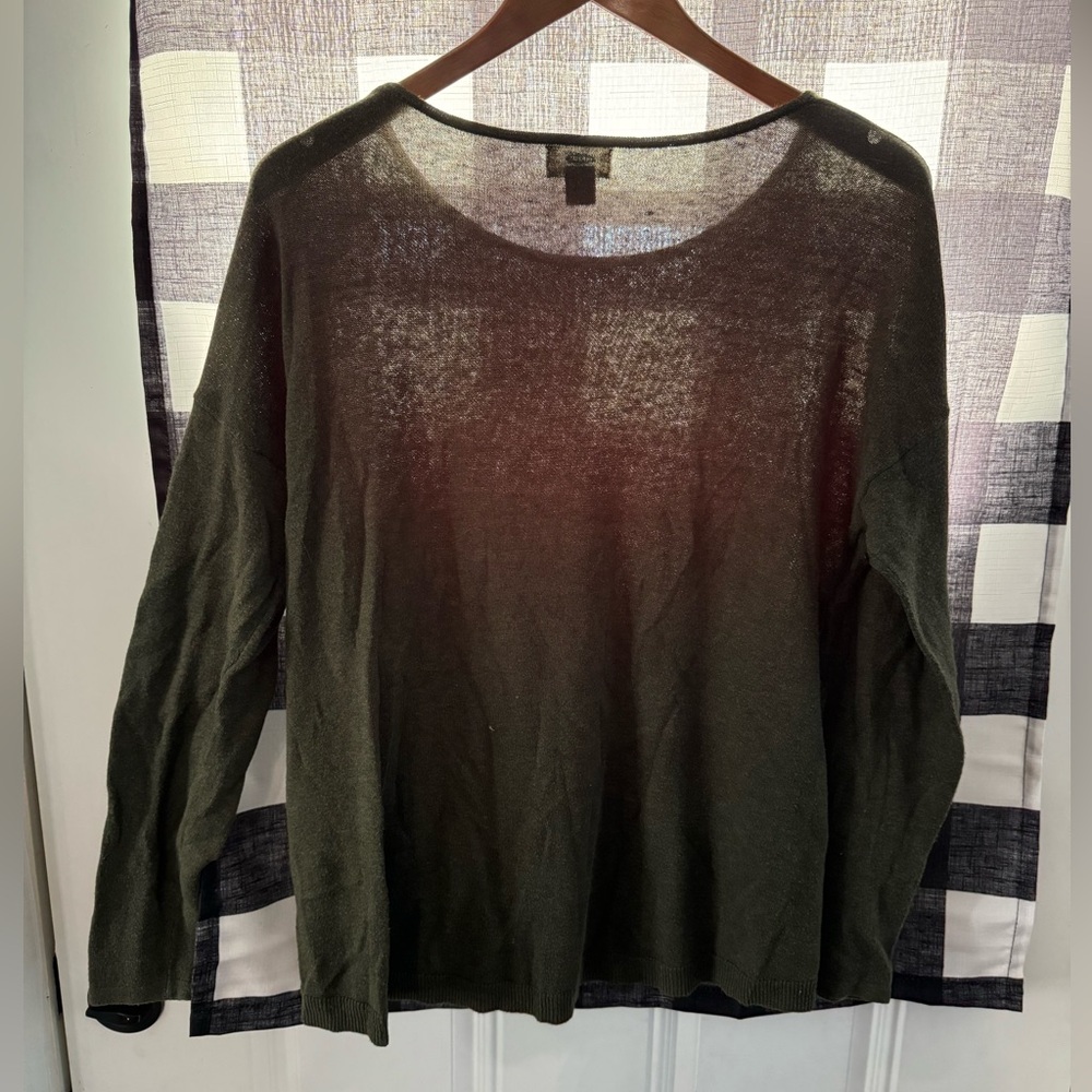 Women’s Lightweight Sweater